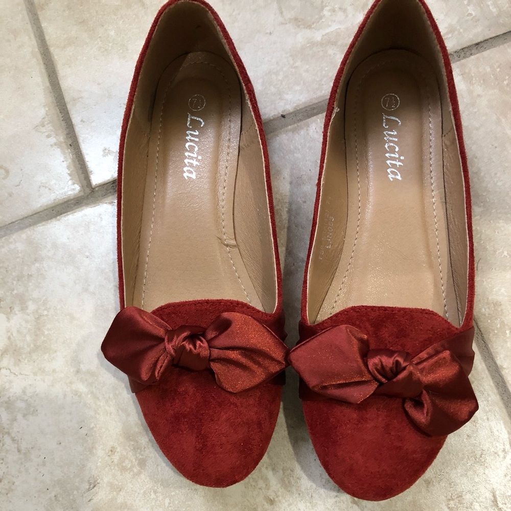 Red bow flats